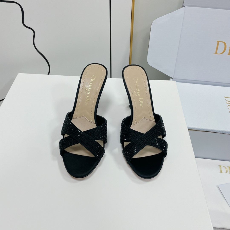 ch**an D*or slippers